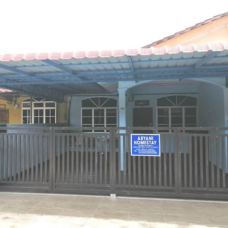 Aryani Homestay Kampong Kelemak ภายนอก รูปภาพ