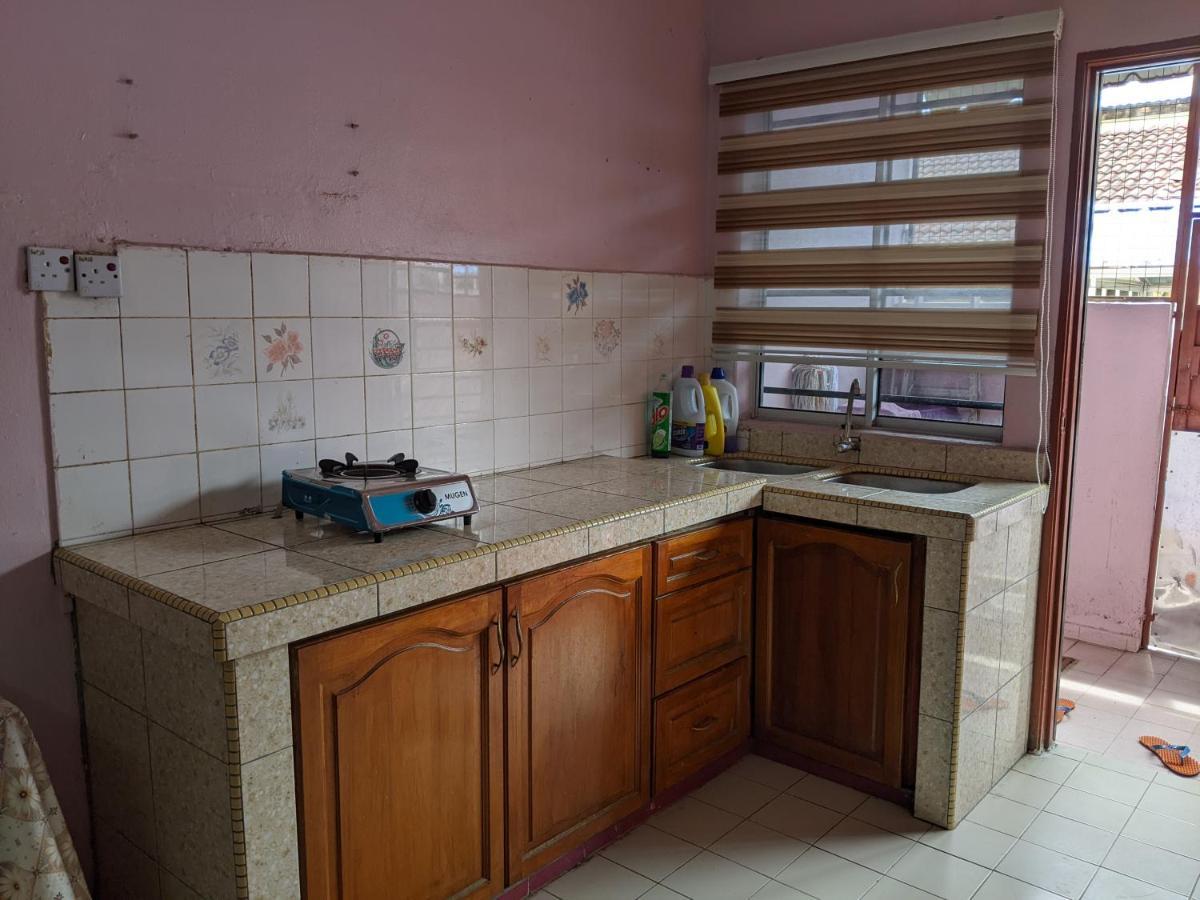 Aryani Homestay Kampong Kelemak ห้อง รูปภาพ